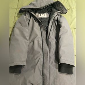 Aritzia winter parka in really good condition, super warm.